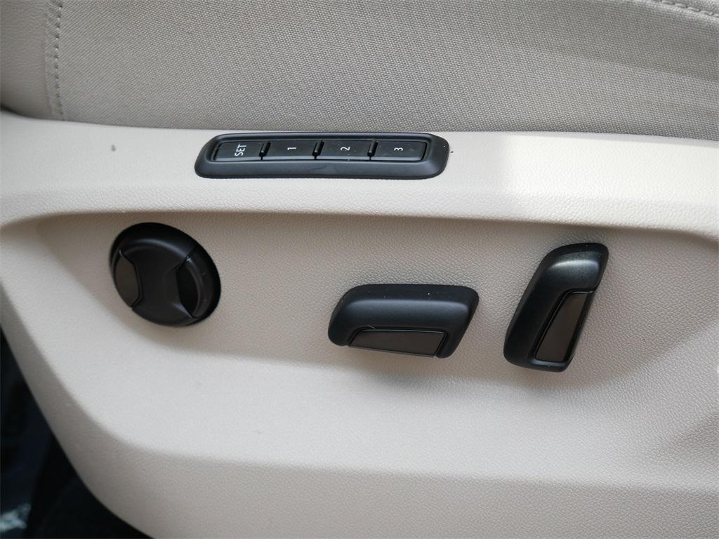 used 2019 Volkswagen Atlas car, priced at $23,999