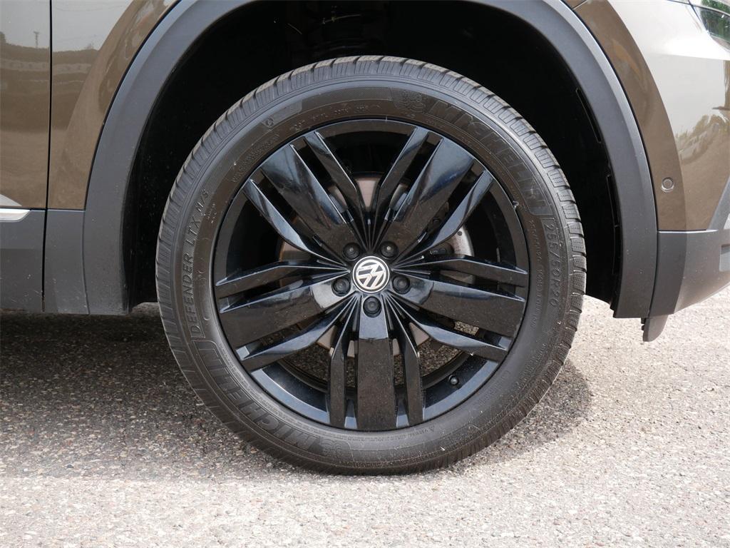 used 2019 Volkswagen Atlas car, priced at $23,999