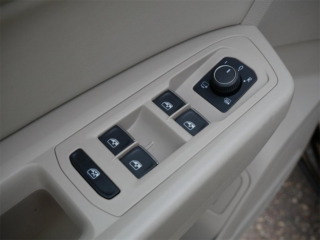 used 2019 Volkswagen Atlas car, priced at $23,999