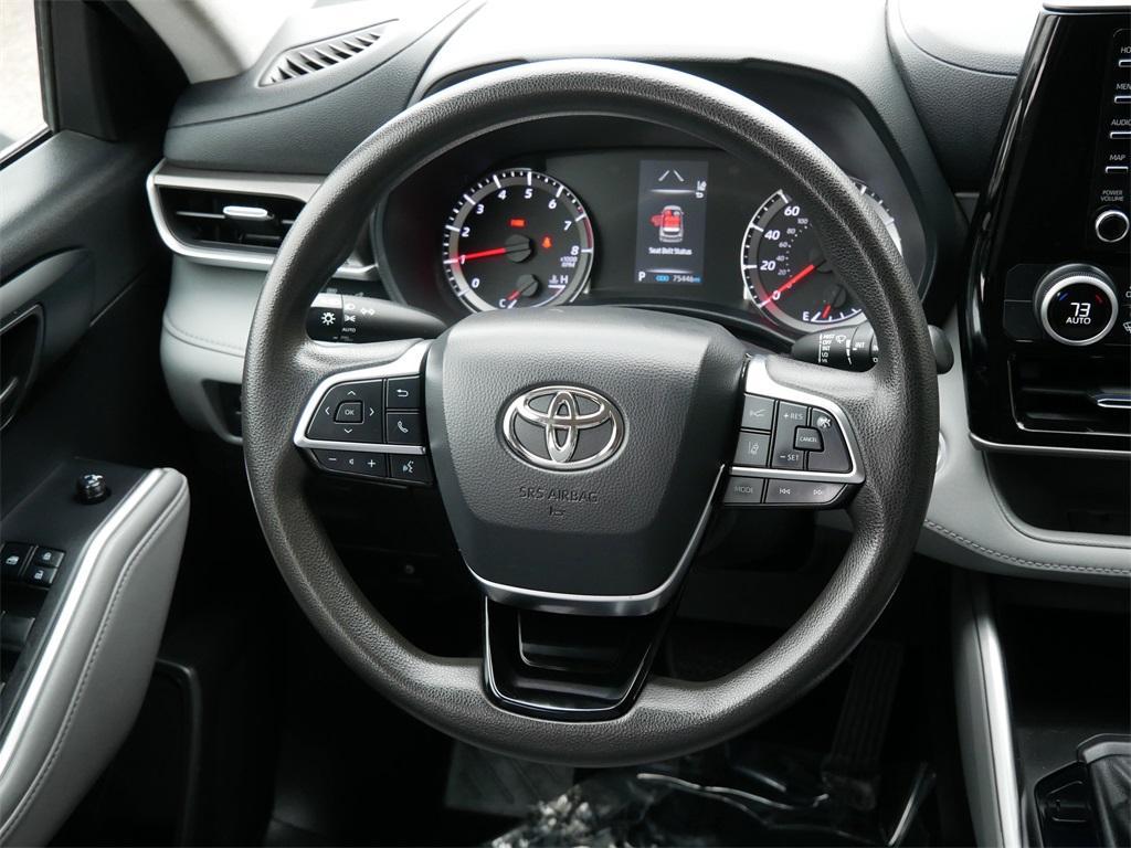 used 2021 Toyota Highlander car, priced at $26,699