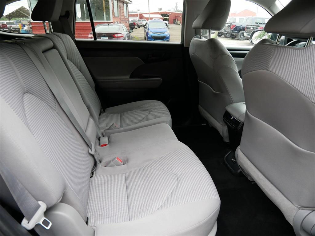 used 2021 Toyota Highlander car, priced at $26,699