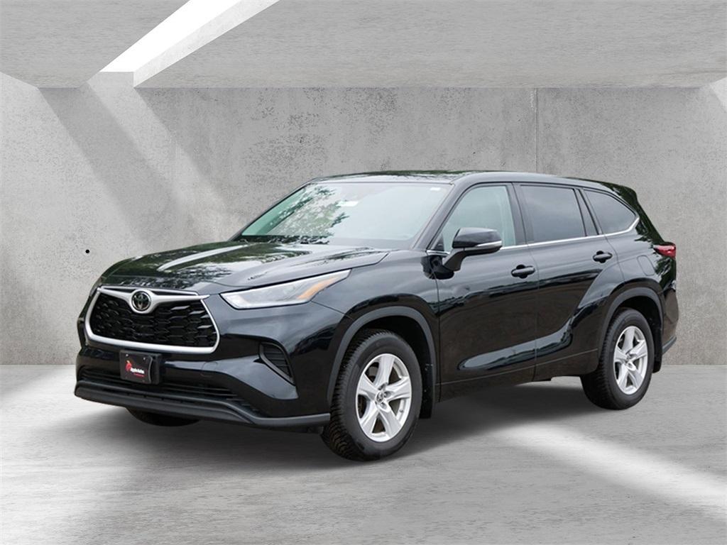 used 2021 Toyota Highlander car, priced at $26,699