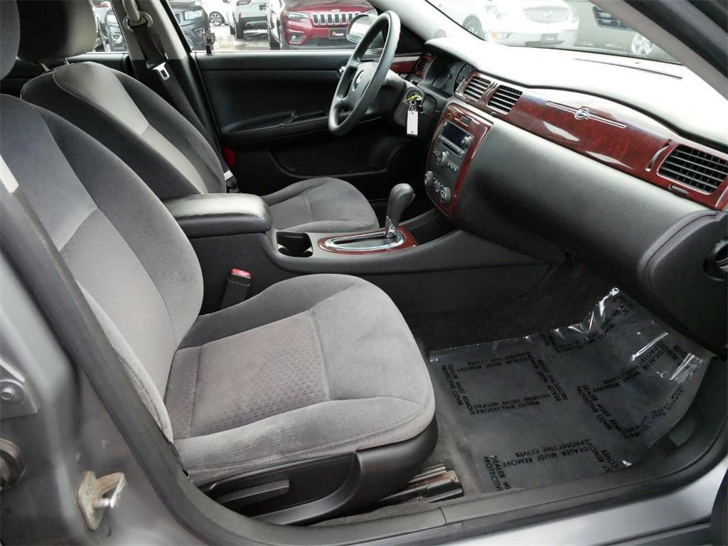 used 2009 Chevrolet Impala car, priced at $3,599