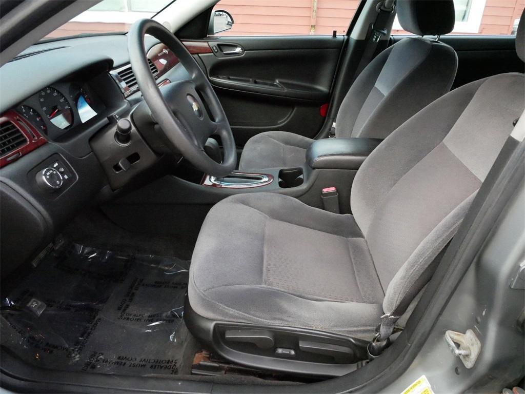 used 2009 Chevrolet Impala car, priced at $3,599