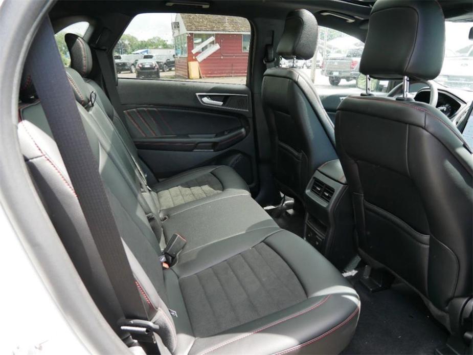 used 2024 Ford Edge car, priced at $35,777