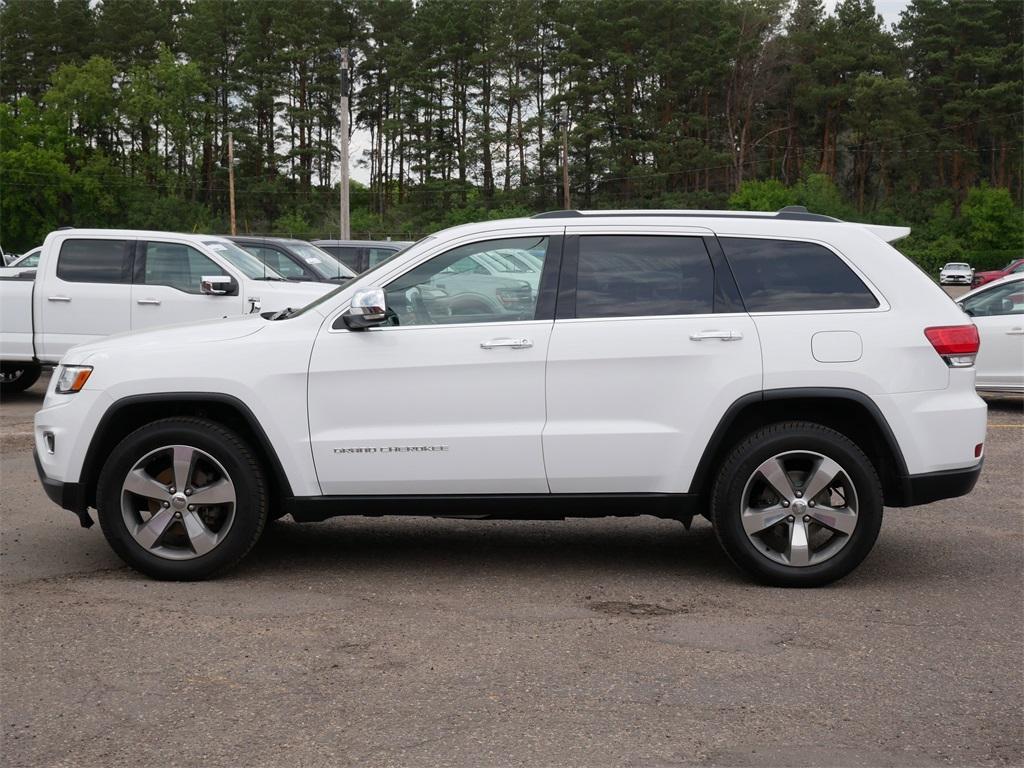 used 2016 Jeep Grand Cherokee car, priced at $17,999