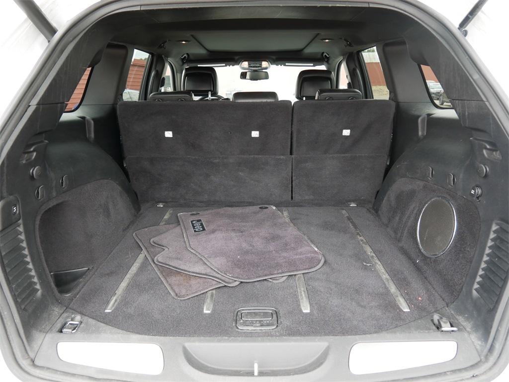 used 2016 Jeep Grand Cherokee car, priced at $17,999