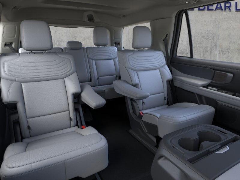 new 2025 Ford Expedition car, priced at $88,495
