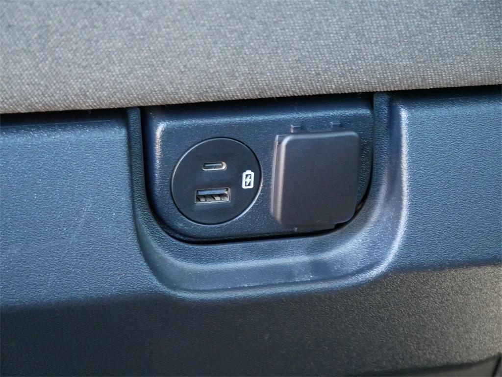 used 2022 Ford F-150 car, priced at $38,999