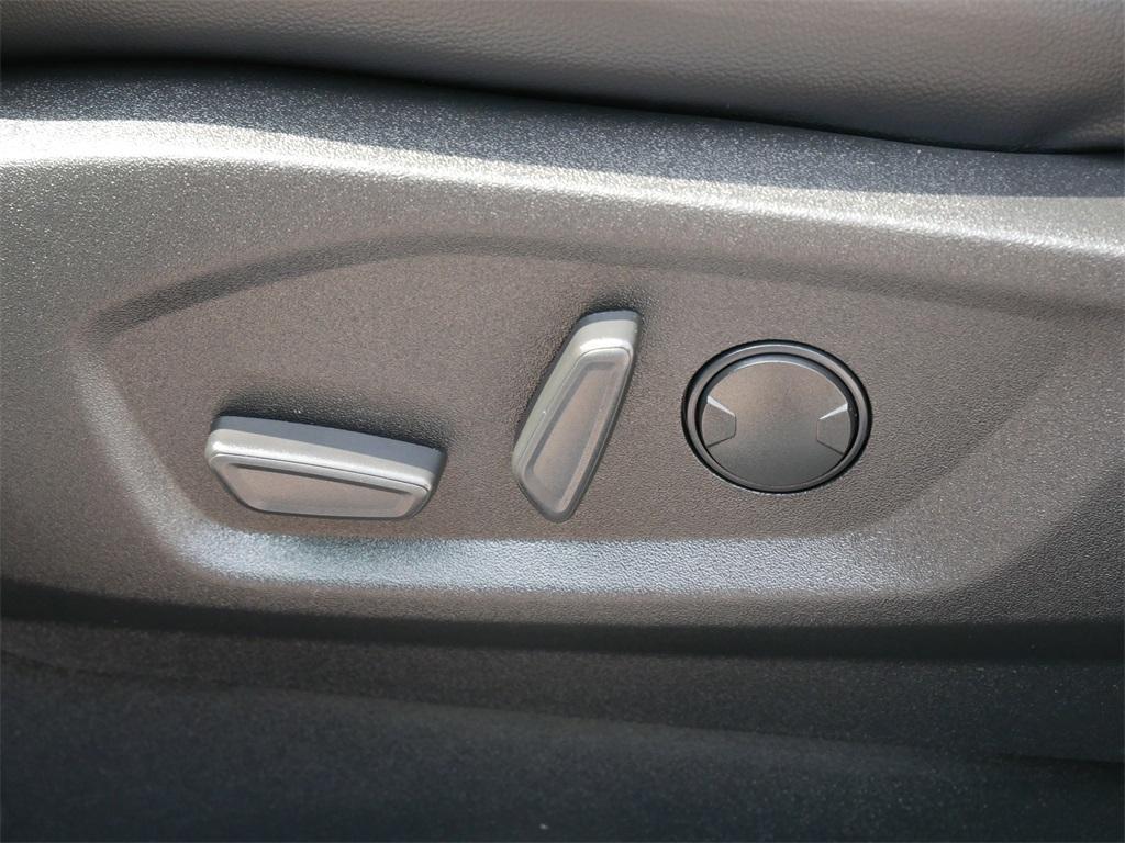 used 2023 Ford Edge car, priced at $28,999