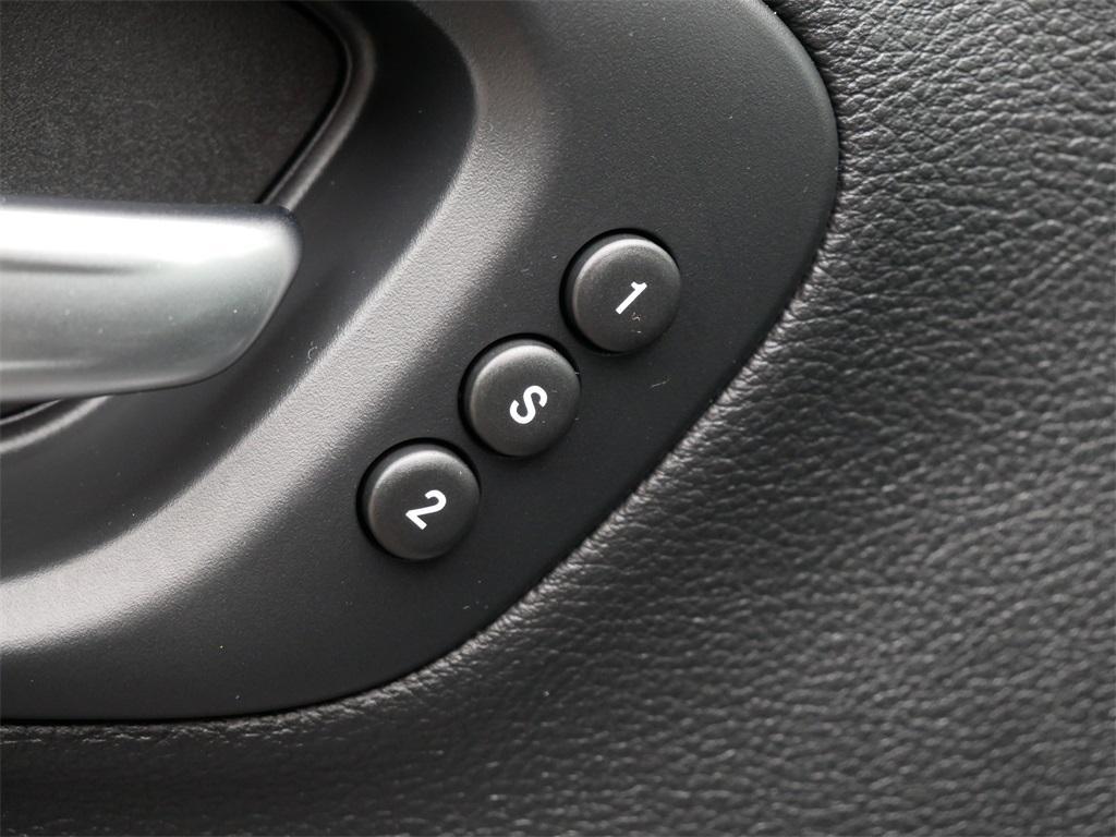 used 2019 Jeep Cherokee car, priced at $22,499