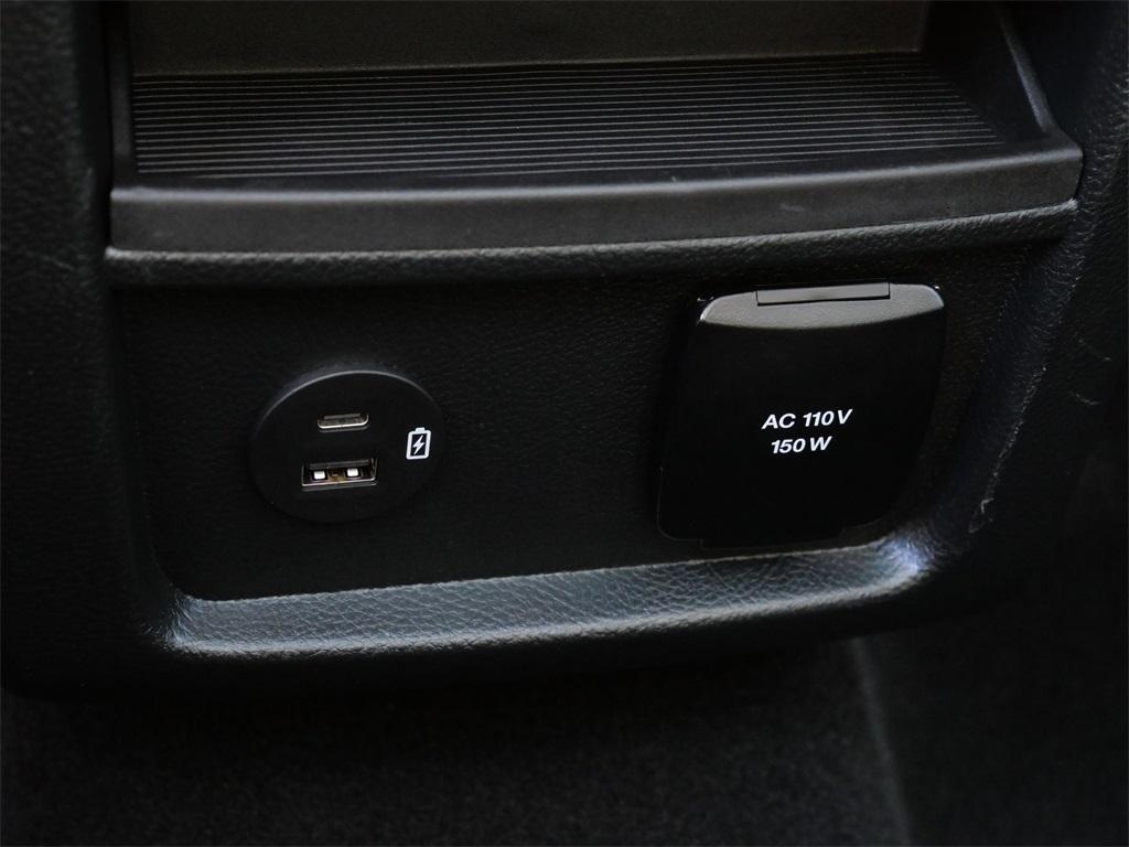 used 2022 Ford Edge car, priced at $28,999