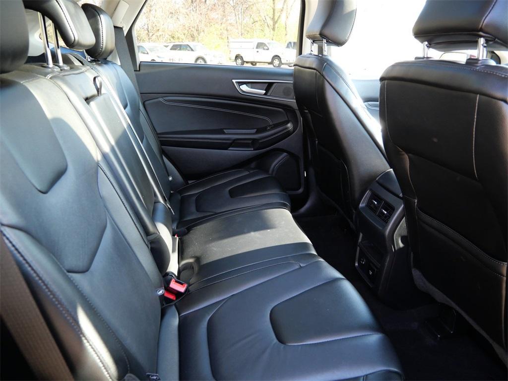 used 2022 Ford Edge car, priced at $28,999