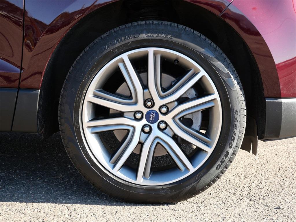 used 2022 Ford Edge car, priced at $28,999