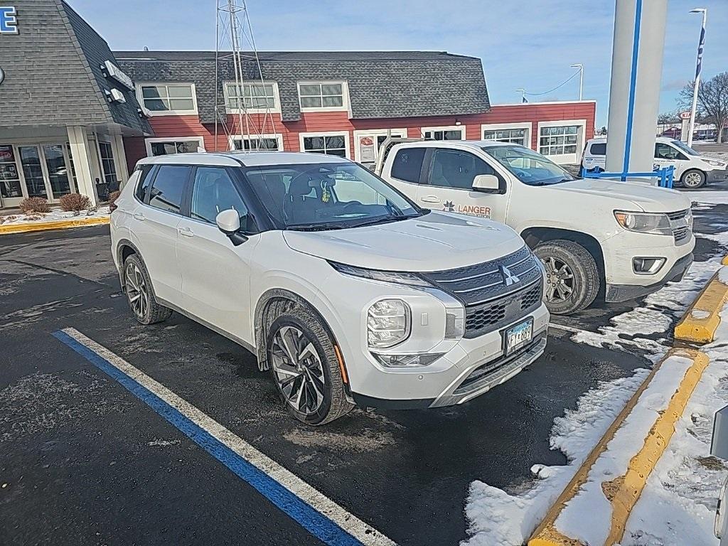 used 2023 Mitsubishi Outlander car, priced at $25,999