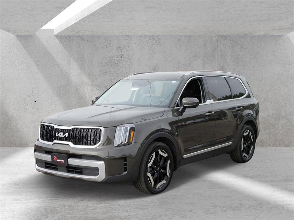 used 2023 Kia Telluride car, priced at $36,999