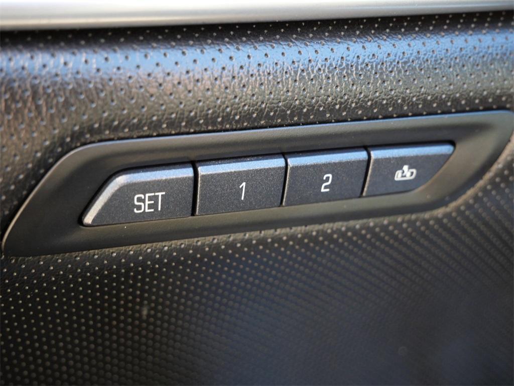 used 2013 Cadillac XTS car, priced at $7,748