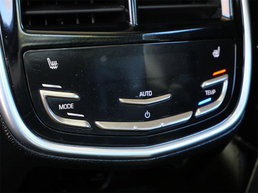 used 2013 Cadillac XTS car, priced at $7,748