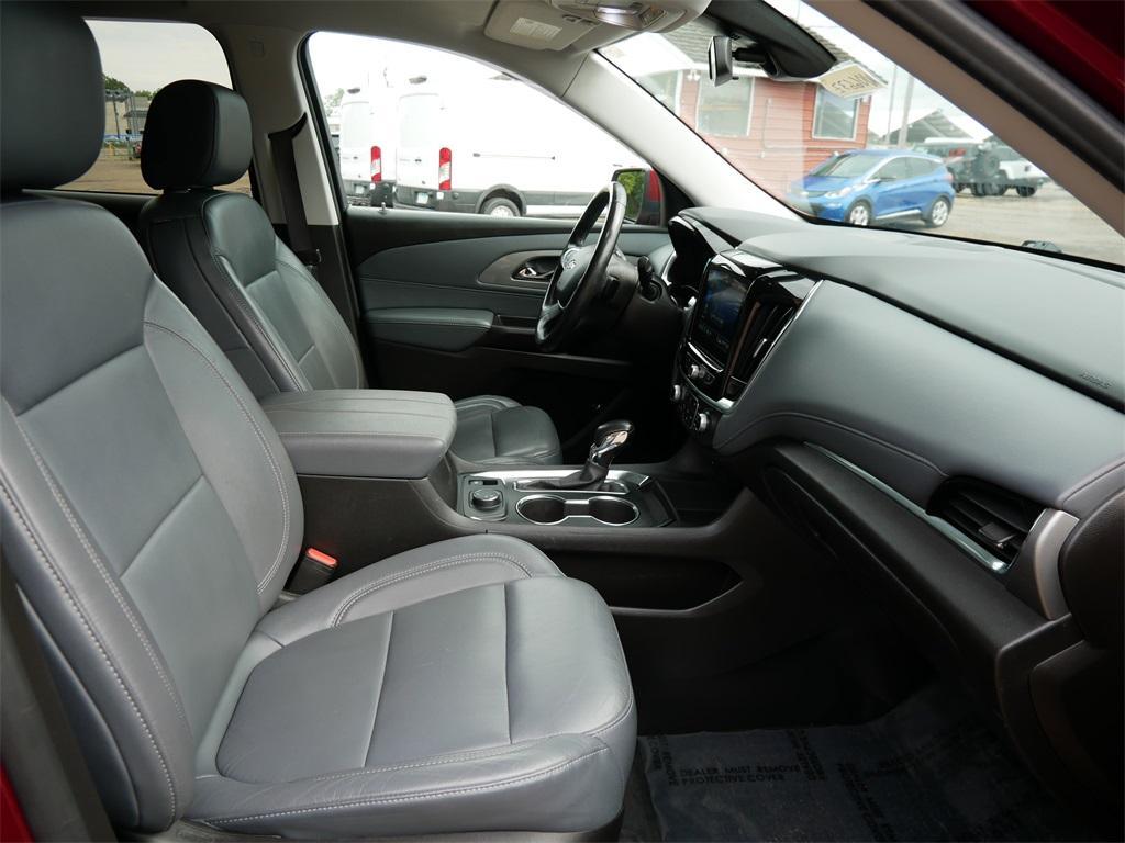 used 2021 Chevrolet Traverse car, priced at $26,999