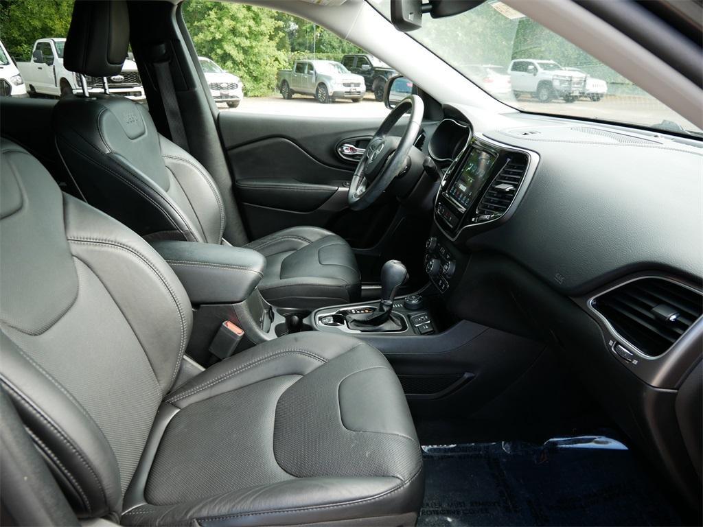 used 2021 Jeep Cherokee car, priced at $24,599