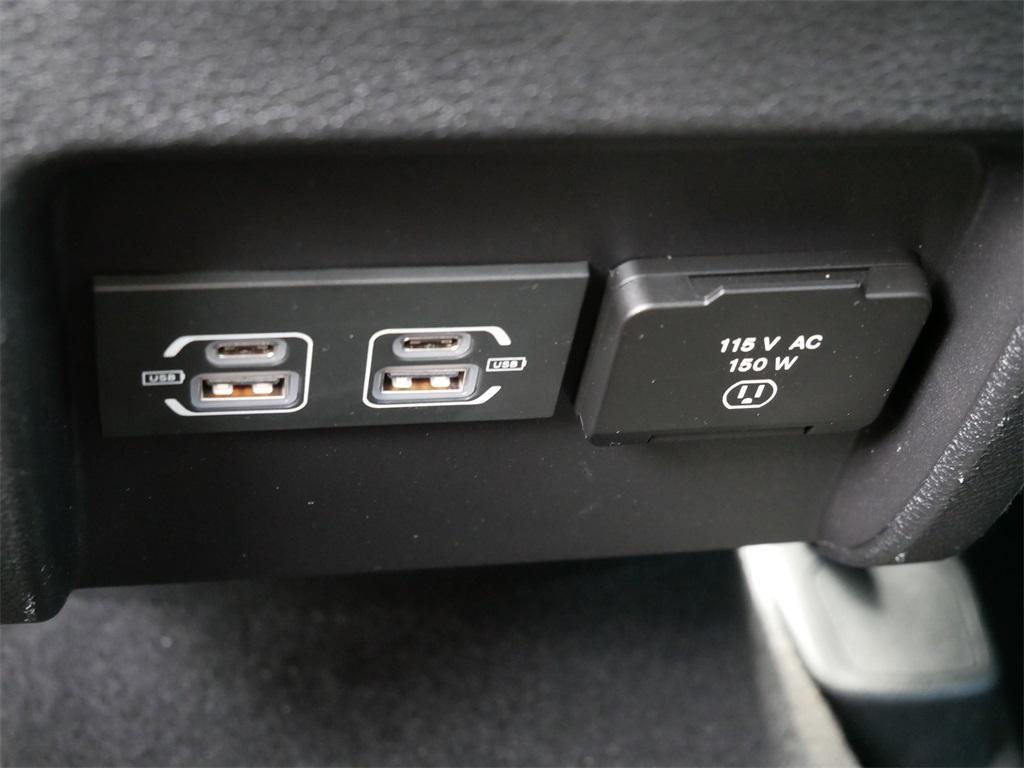 used 2021 Jeep Cherokee car, priced at $24,599
