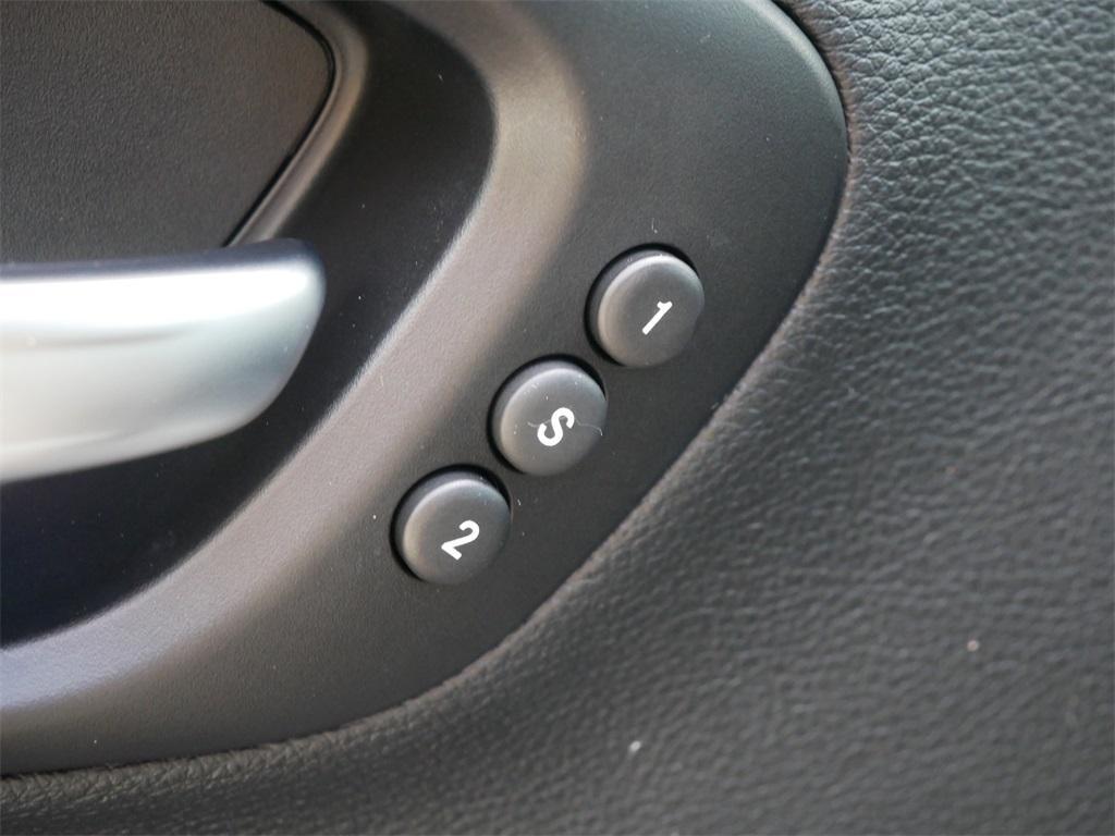 used 2021 Jeep Cherokee car, priced at $24,599