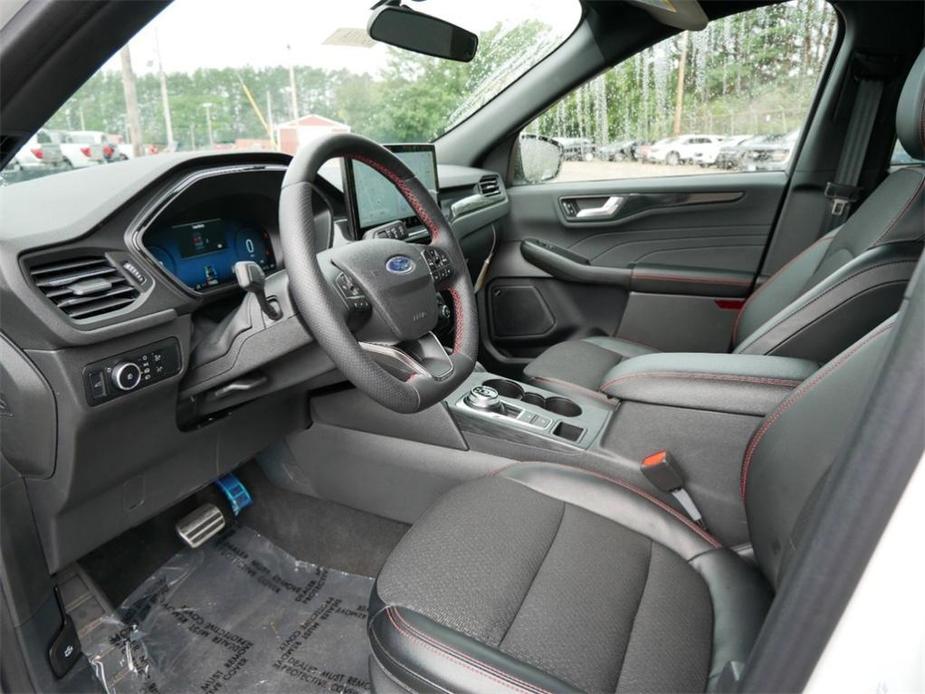 used 2024 Ford Escape car, priced at $30,000