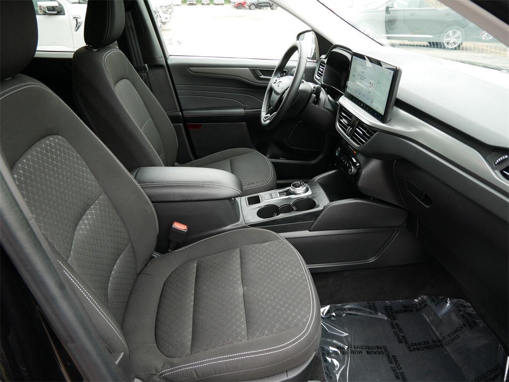 used 2024 Ford Escape car, priced at $25,999