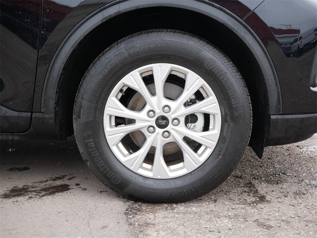 used 2024 Ford Escape car, priced at $25,999