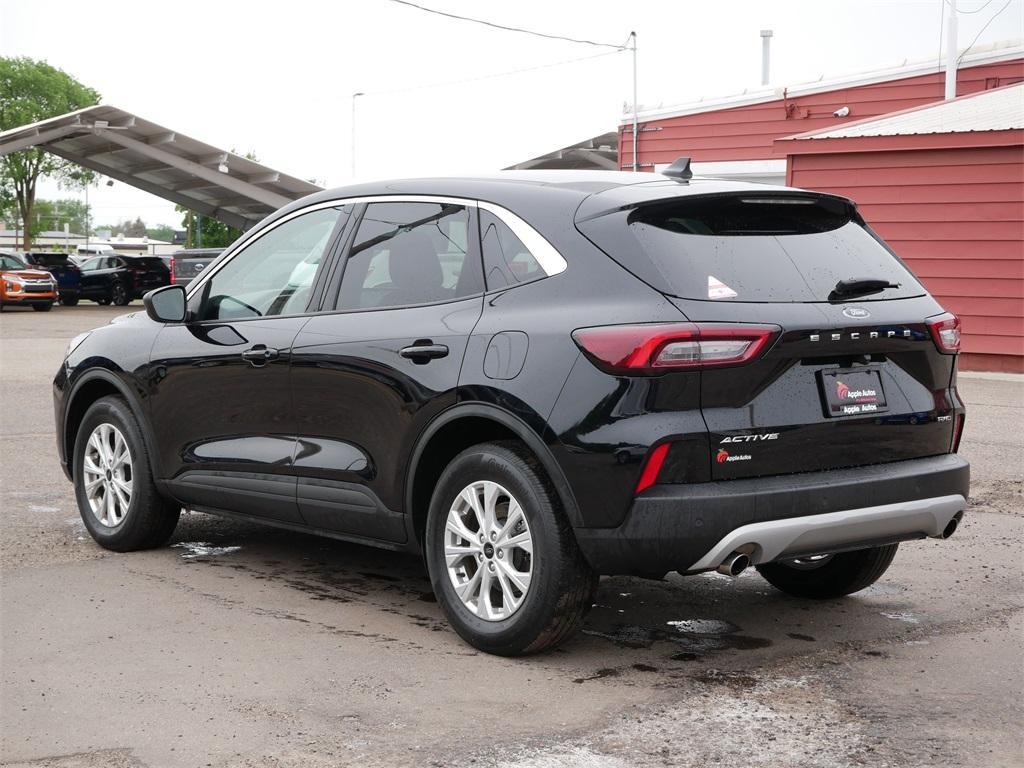 used 2024 Ford Escape car, priced at $25,999