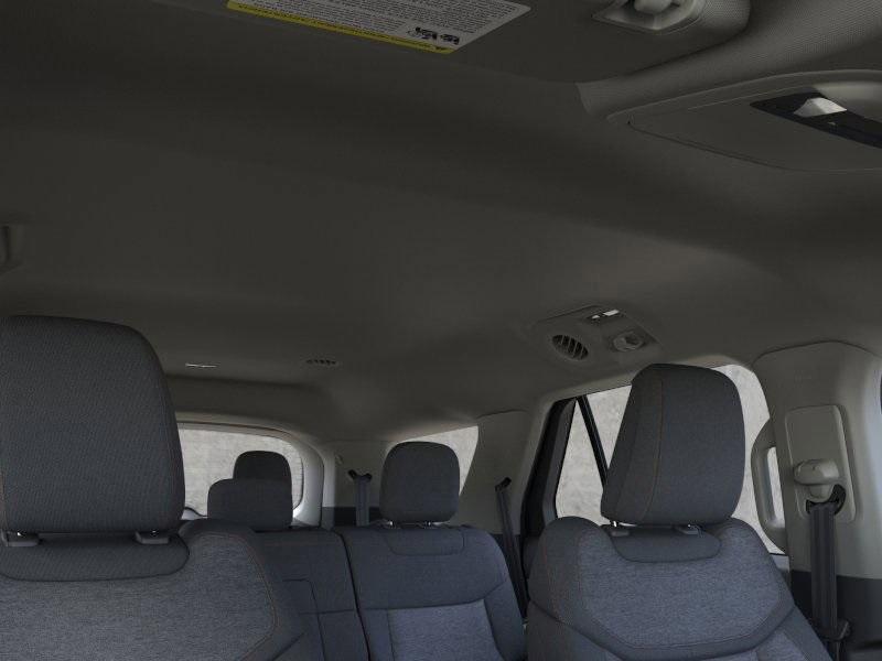 new 2025 Ford Explorer car, priced at $40,221