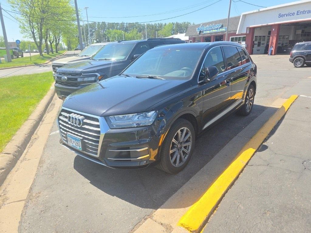 used 2017 Audi Q7 car