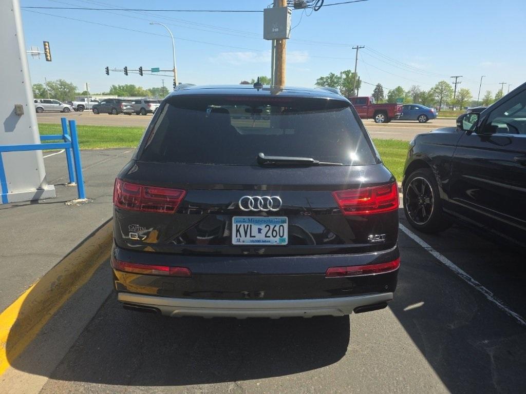 used 2017 Audi Q7 car