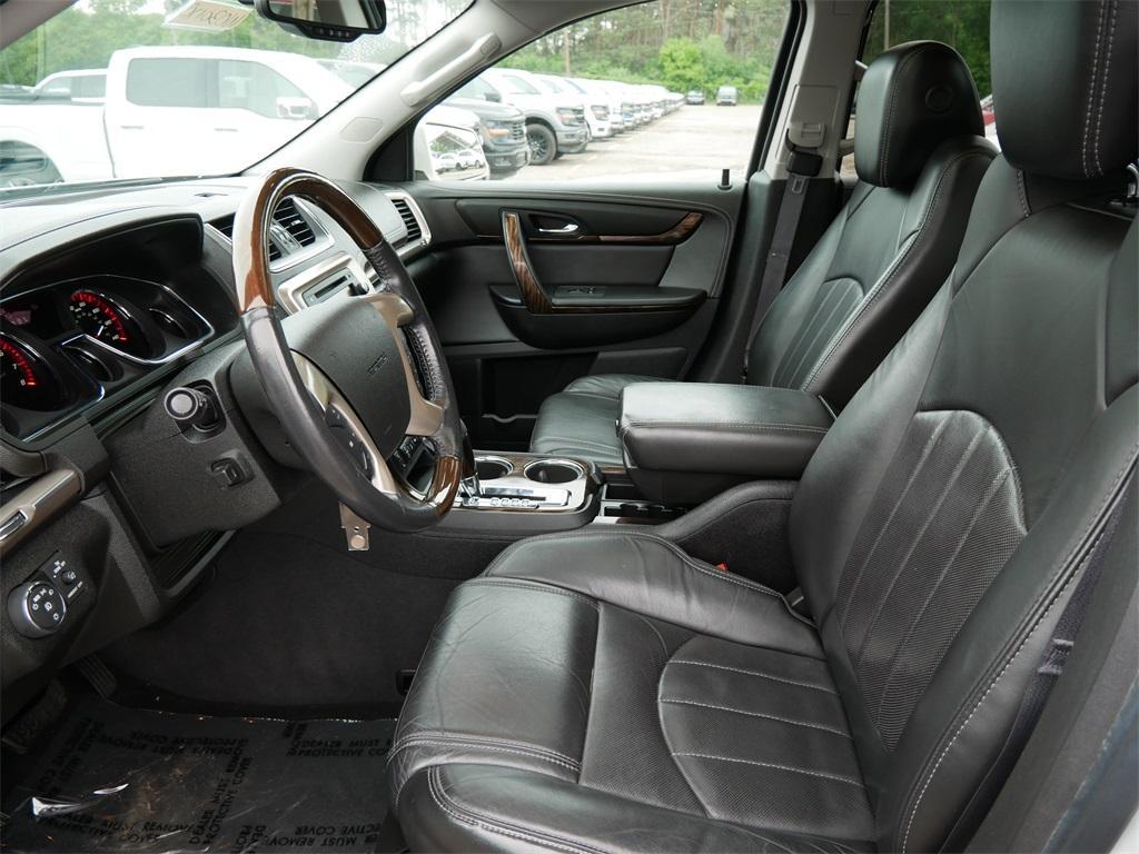 used 2014 GMC Acadia car, priced at $9,999