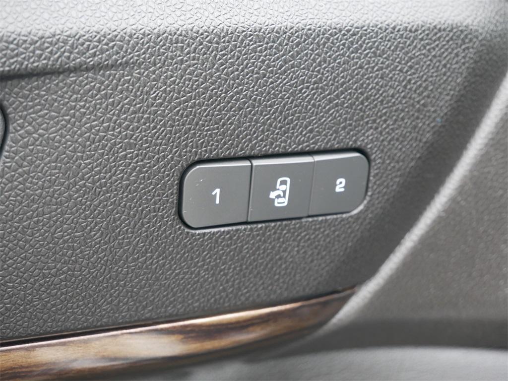 used 2014 GMC Acadia car, priced at $9,999