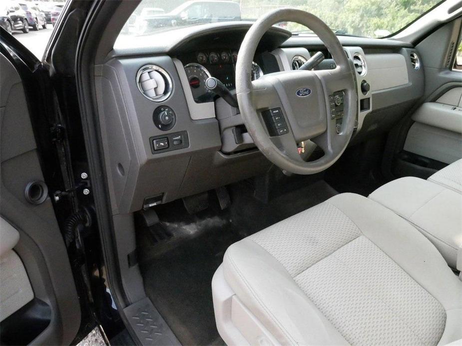 used 2009 Ford F-150 car, priced at $4,000