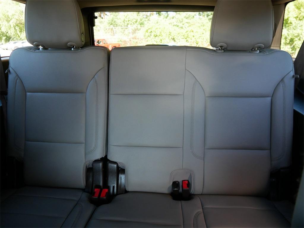 used 2022 Chevrolet Suburban car, priced at $47,999