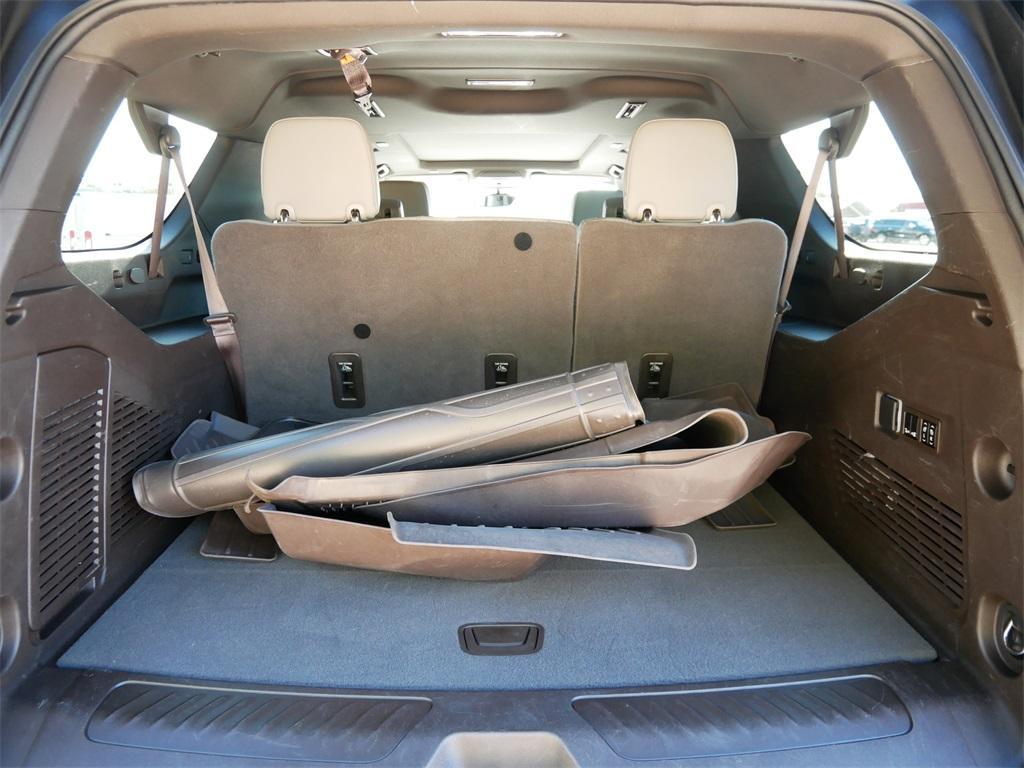 used 2022 Chevrolet Suburban car, priced at $47,999