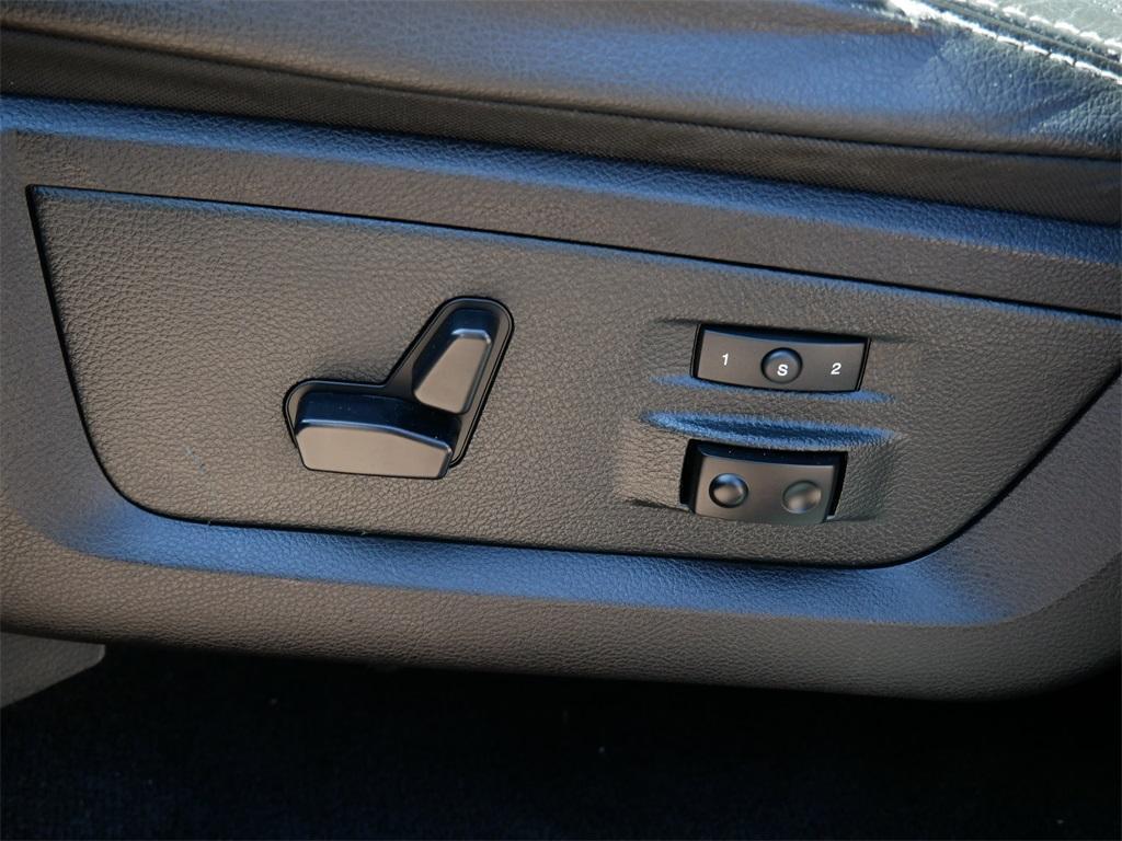 used 2015 Ram 1500 car, priced at $13,998