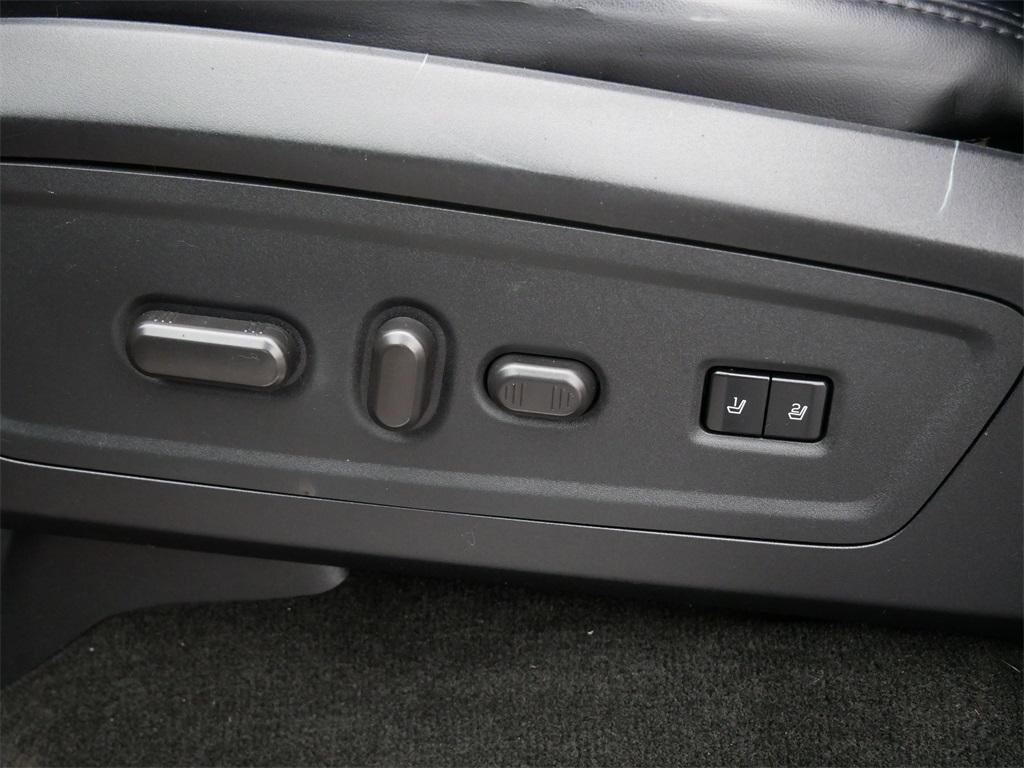 used 2017 Lincoln Navigator car, priced at $18,498