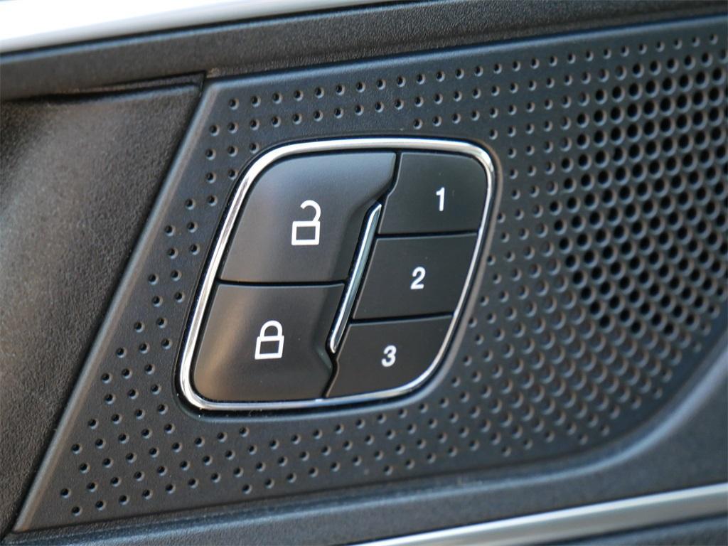 used 2022 Ford Edge car, priced at $30,999