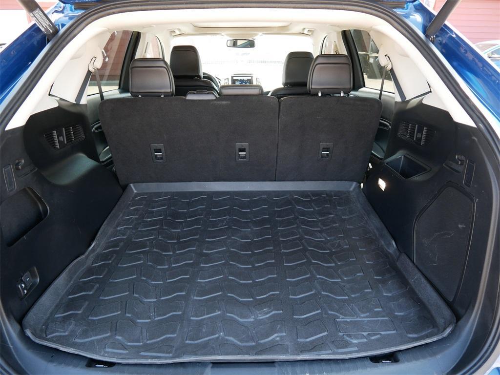 used 2022 Ford Edge car, priced at $30,999