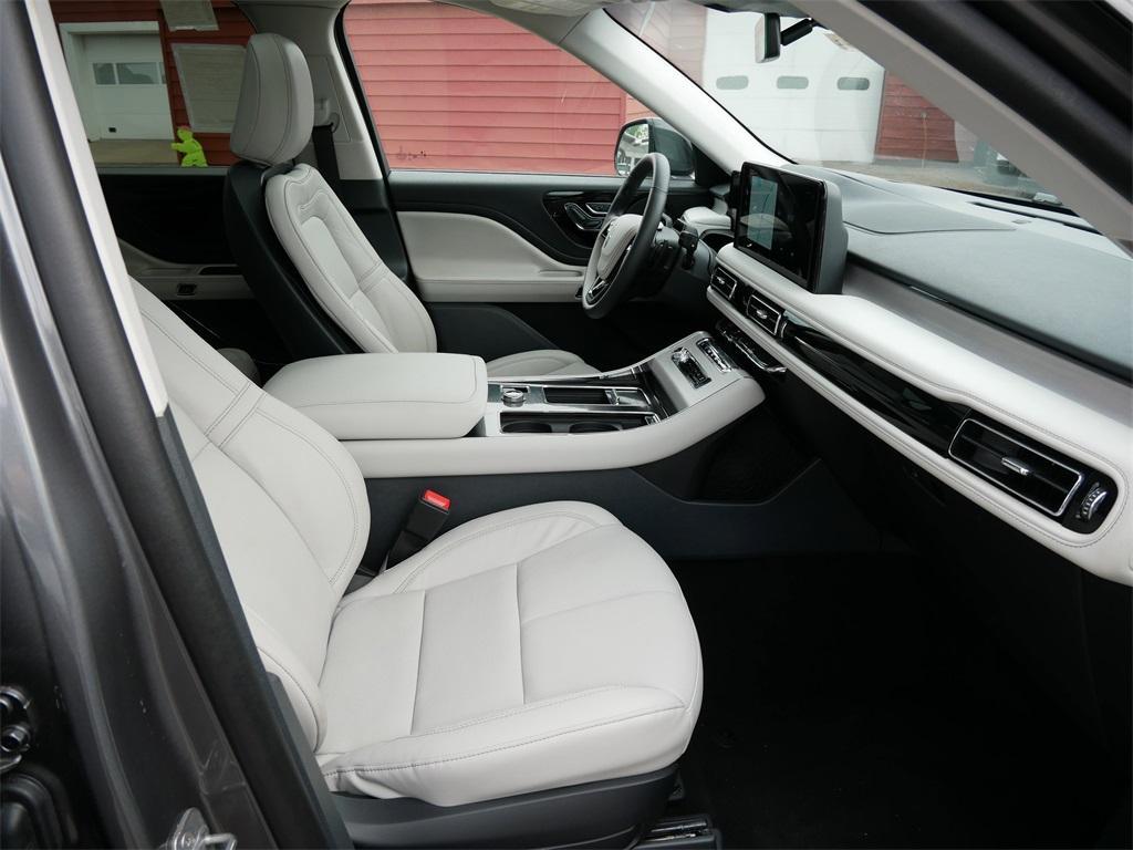 used 2025 Lincoln Aviator car, priced at $58,999