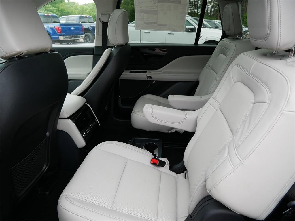 used 2025 Lincoln Aviator car, priced at $58,999