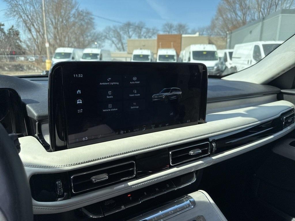 used 2025 Lincoln Aviator car, priced at $61,999