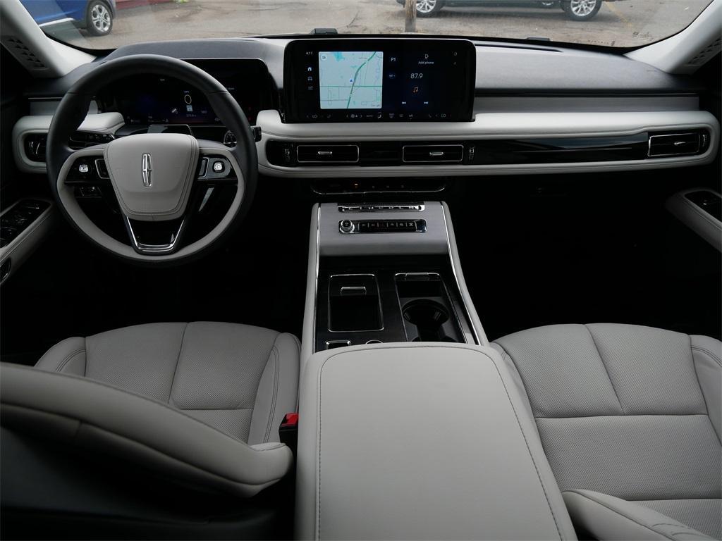 used 2025 Lincoln Aviator car, priced at $58,999