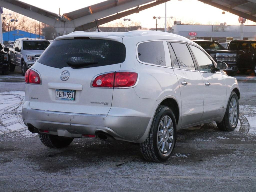 used 2012 Buick Enclave car, priced at $6,000