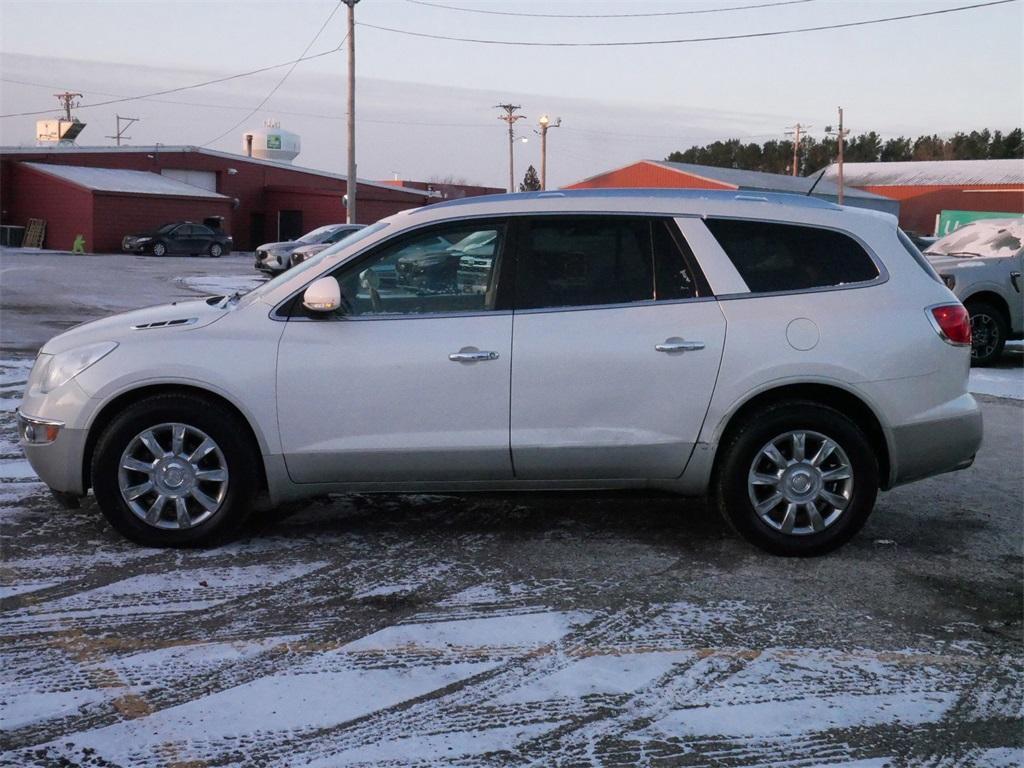 used 2012 Buick Enclave car, priced at $6,000