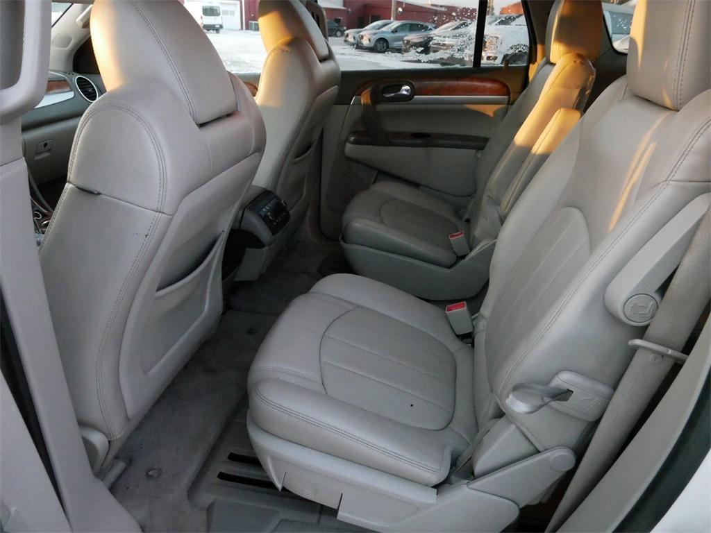 used 2012 Buick Enclave car, priced at $6,000