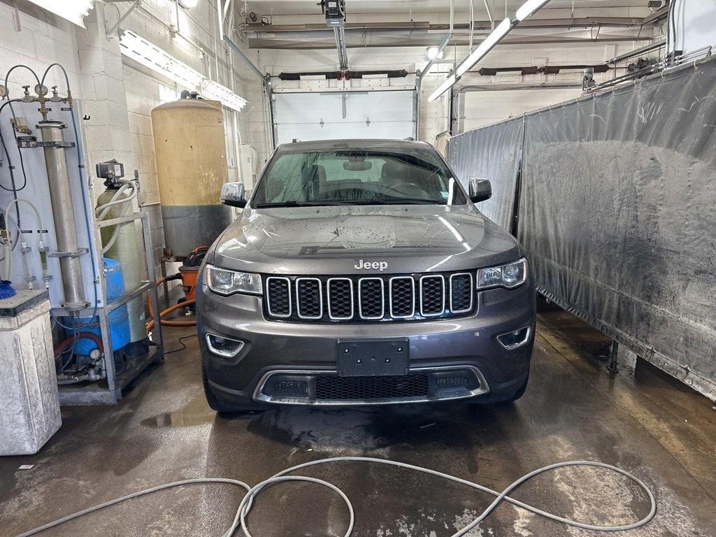 used 2017 Jeep Grand Cherokee car, priced at $17,999